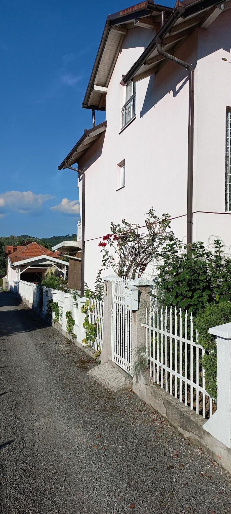 Holiday Home Peaceful Retreat Visoko Exteriér fotografie