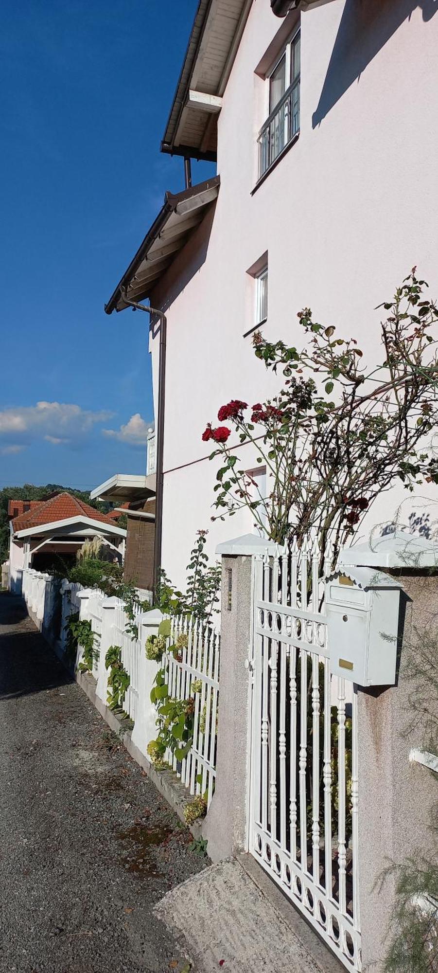 Holiday Home Peaceful Retreat Visoko Exteriér fotografie