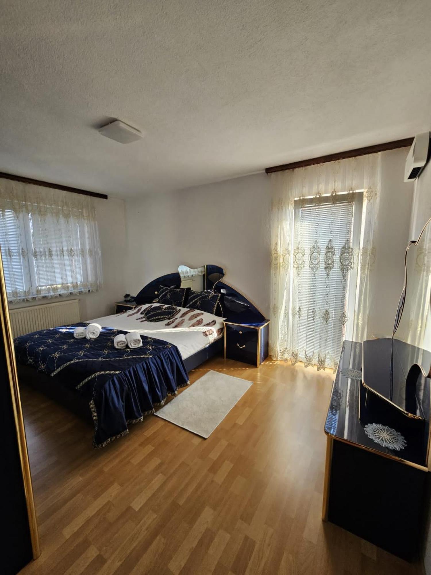 Holiday Home Peaceful Retreat Visoko Exteriér fotografie